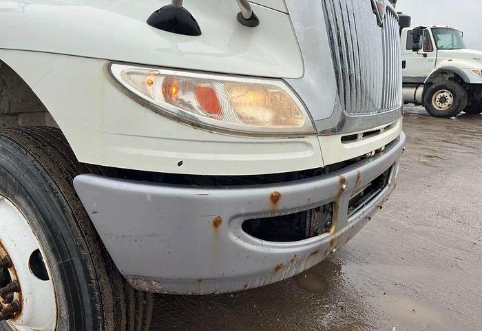 Used 2017 International 4400 Tandem Tandem Axle heavy specs cab and c