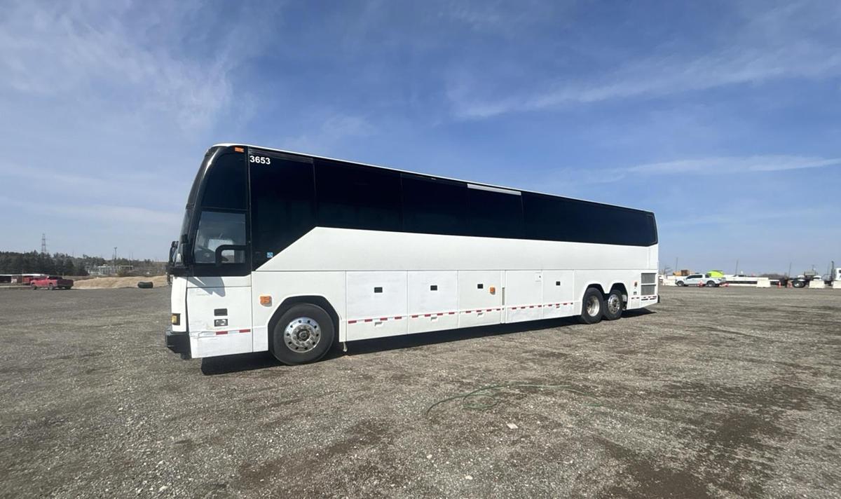 Used 2000 Prevost H35 6x2 55-Seat Coach