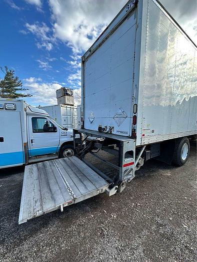Used 2013 International 4300 Straight Truc 26 foot box curb