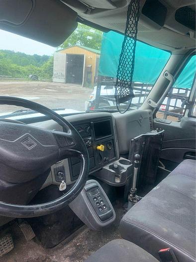 Used 2013 International 4300 SERIES air br cab and chassis