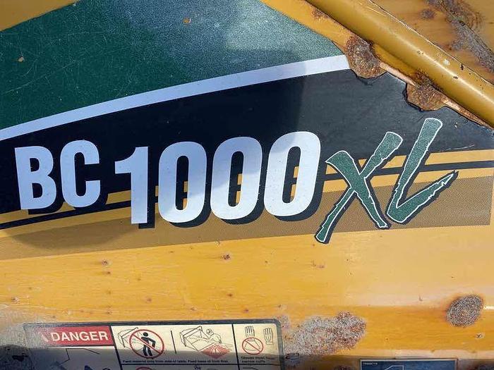 Used 2010 Vermeer BC1000XL Wood chipper 654 hours only $24,500 1