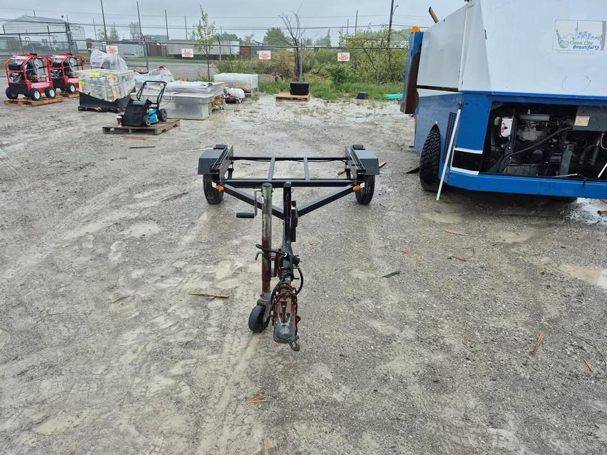 Used 2015 GUELPH single axle utility trailer