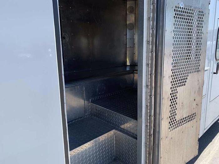 Used 2012 Chevrolet express $12,995