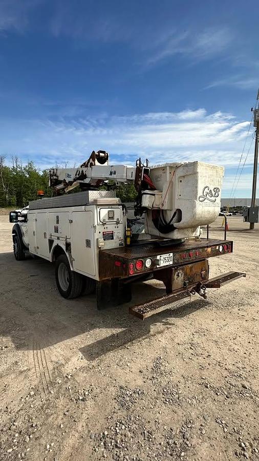 Used 2012 Ford F-550 XL 4x2 Bucket Truck altec at37-g 37 ft on