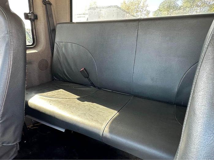Used 2010 INTERNATIONAL 4300 $11,995 auto/hydraulic brakes 24’ frame