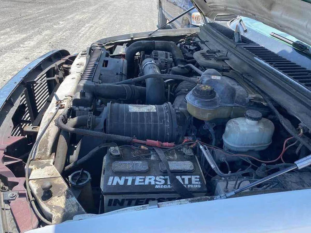 Used 2005 FORD F550 SUPER DUTY bucket truck only $14,995