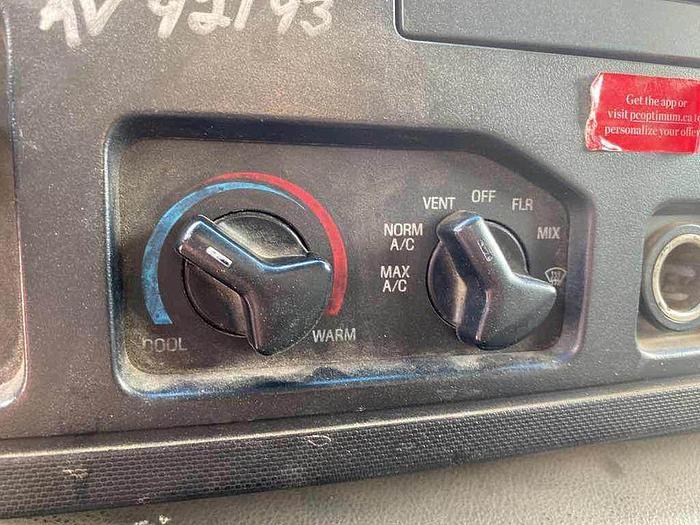 Used 2009 Ford Econoline E450 Super Duty 16' Cuber Service Truck