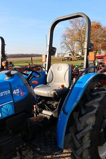 Used 2013 NEW HOLLAND WORKMASTER 45 TRACTOR great little tractor.