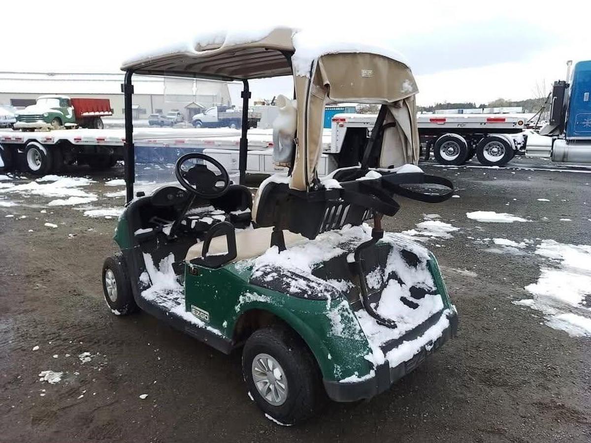 Used 2010 EZGO RXV 48V golf cart