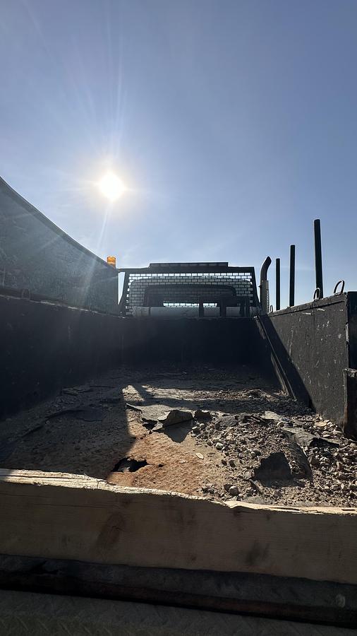 Used International DuraStar 4300 service truck w/crane