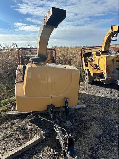 Used 2010 Vermeer BC1000XL Wood chipper 654 hours only $24,500 1