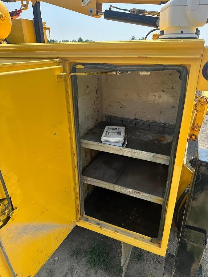 Used 2017 Ford F550 XL, 4 x 4 Service Truck crane generator, air compressor