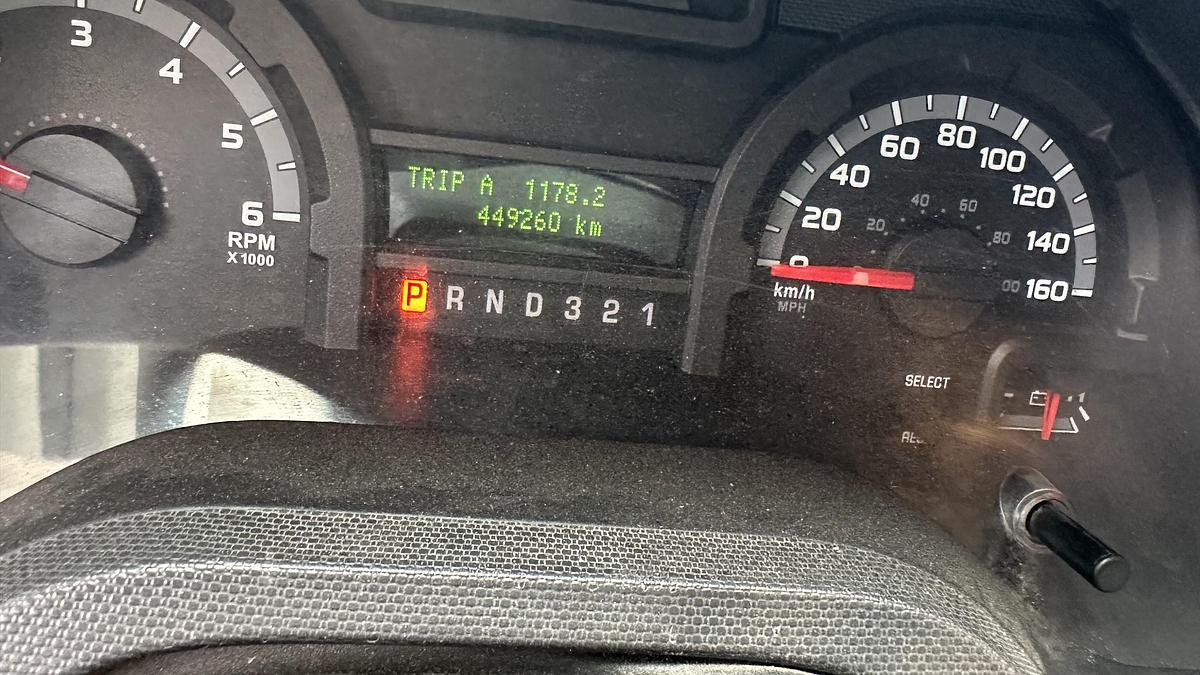 Used 2011 Ford Econoline CUTAWAY, 6.8L V10 SOHC 20V