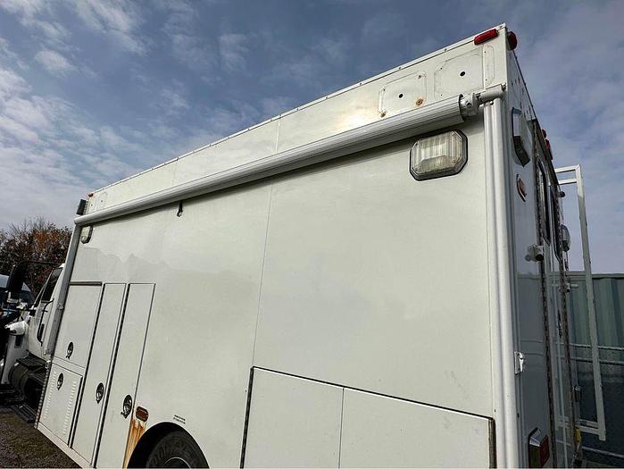 Used 2004 International 4400 Crew Cab "NEW ENGINE"