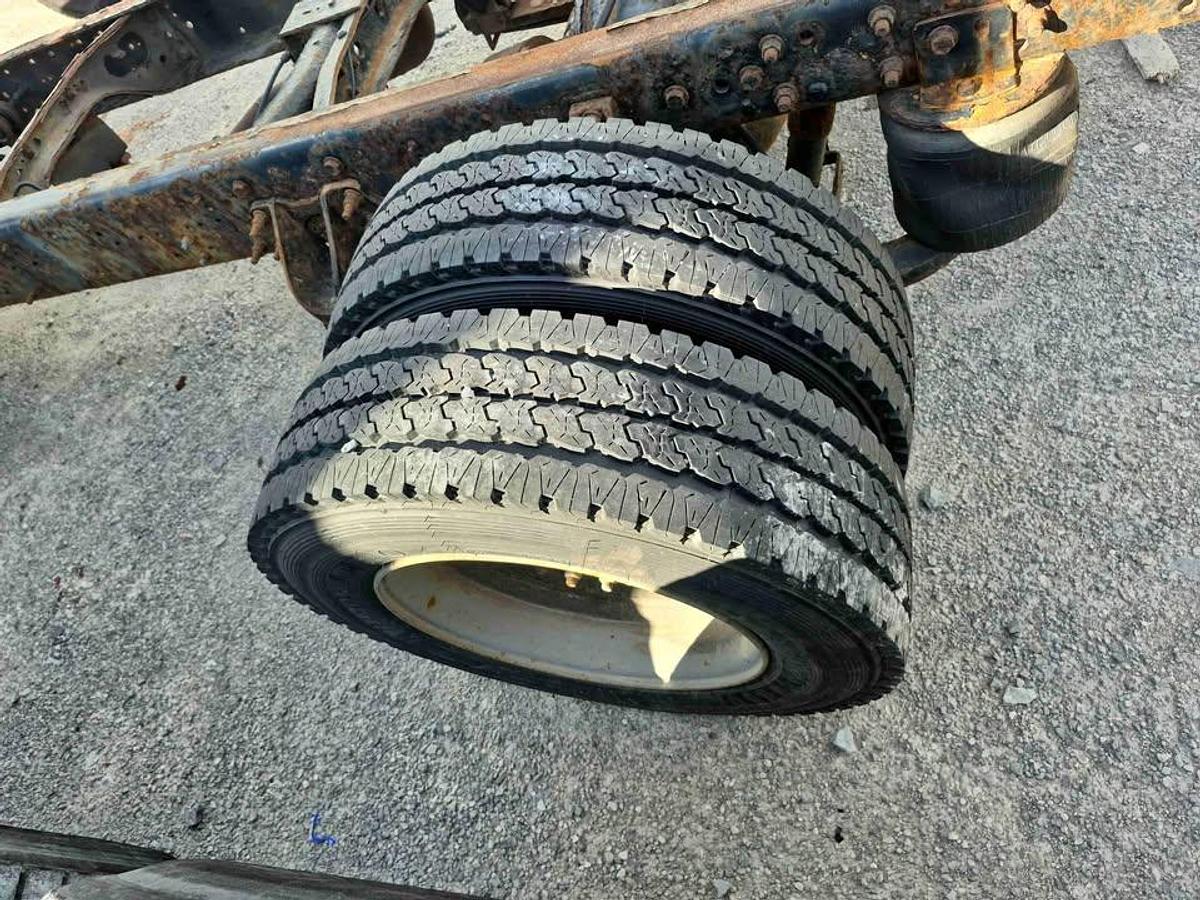 Used 2013 INTERNATIONAL 4000 4300 LP ex opp