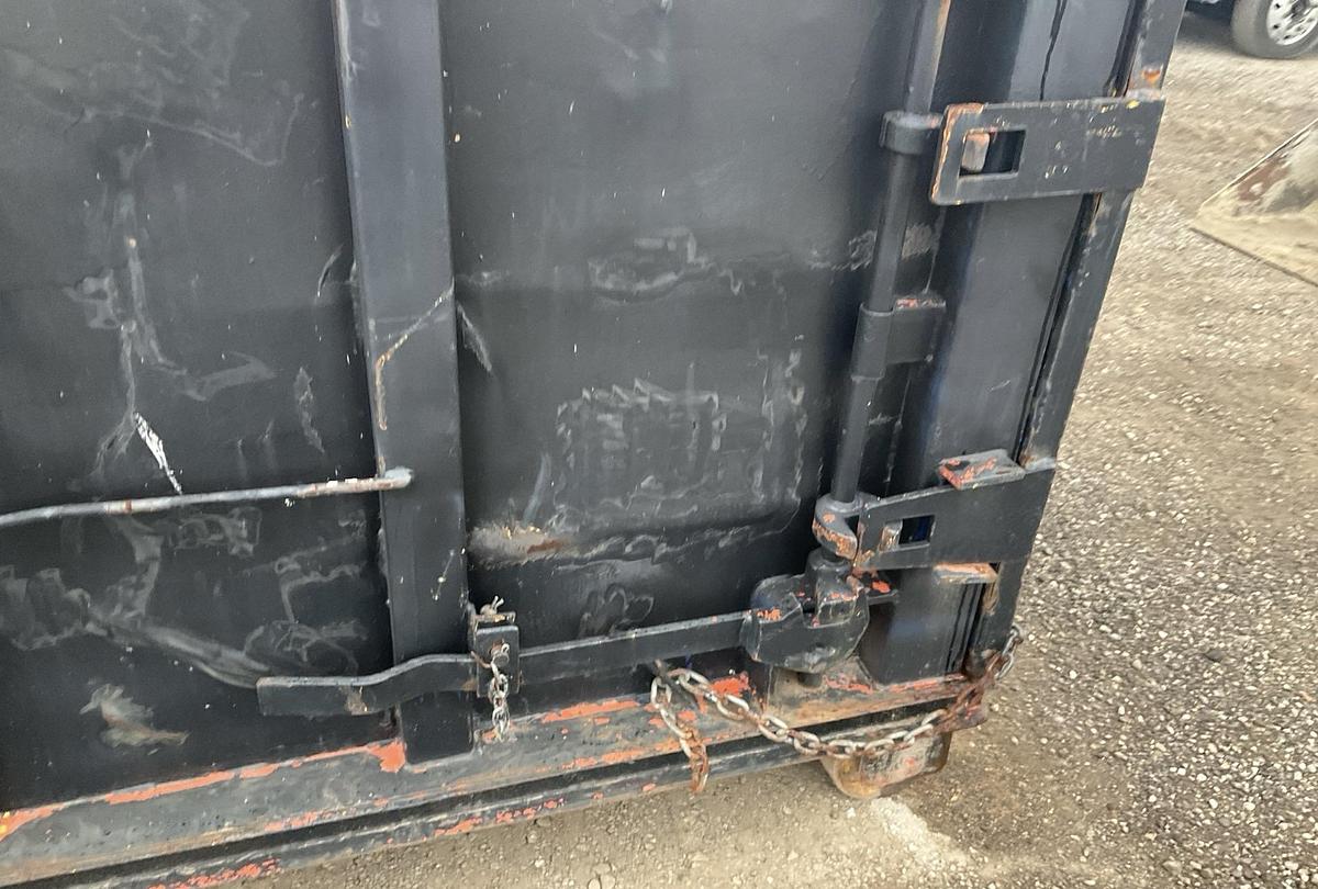 Used 2022 14 ft Hook-Lift Roll-Off container