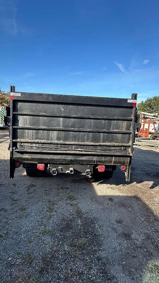Used 2011 Ford f550 powerstroke hydraulic tailgate
