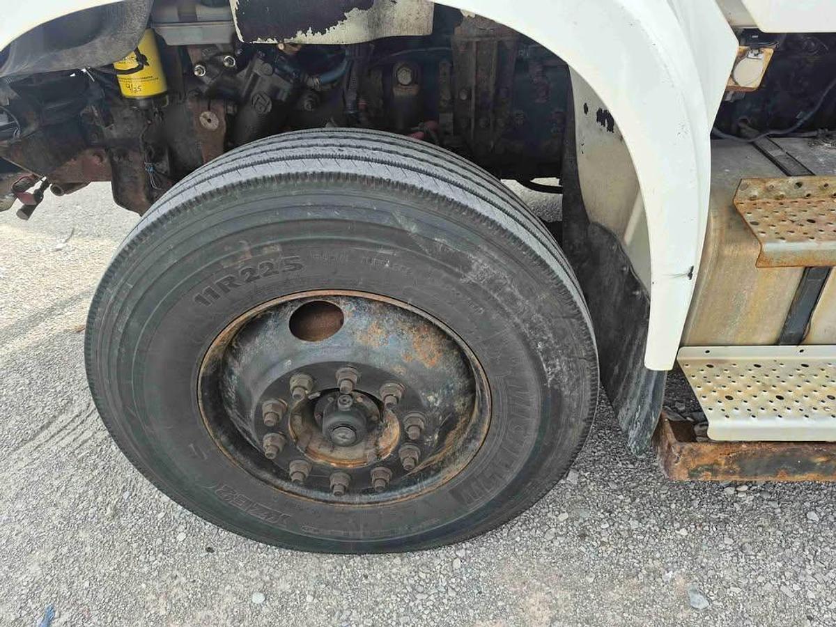 Used 2012 FREIGHTLINER M2 106 heavy duty