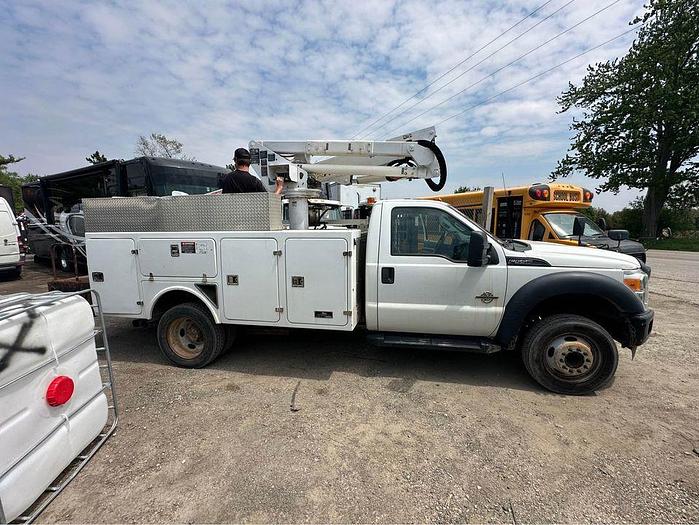 Used 2013 Ford F-550 XL Ford 4x2 Bucket Truck Altec at37g 37ft