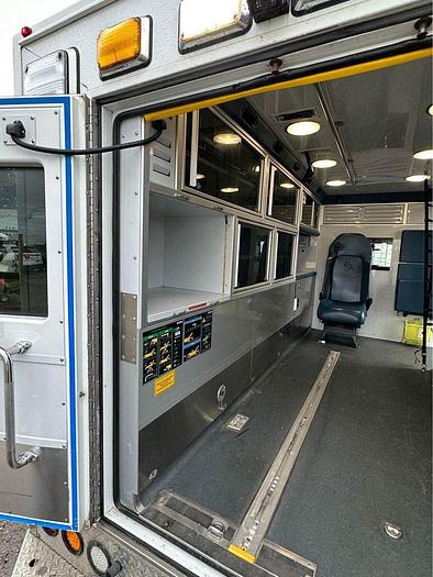 Used 2017 CHEVEROLET 3599 DEISEL AMBULANCE only $26,500 very clean