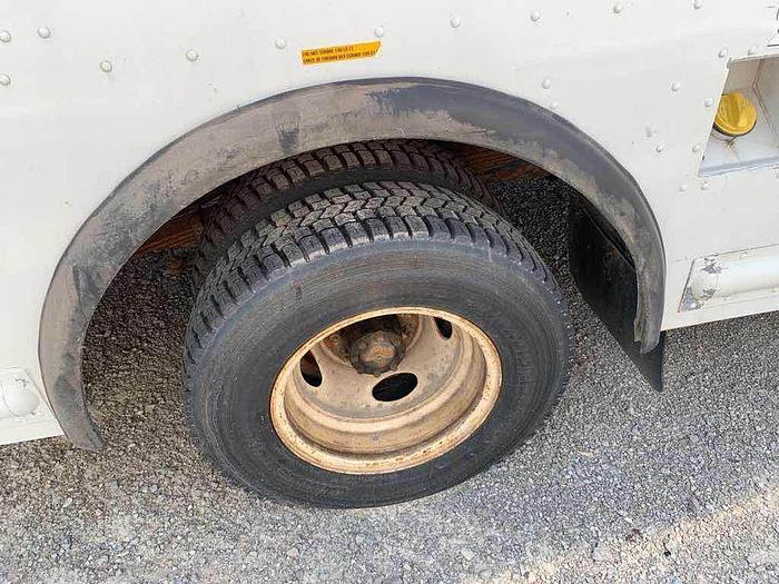 Used 2008 FORD E450 16 FOOT STEP VAN $17 K 5.4 LITRE V8 GAS POWER