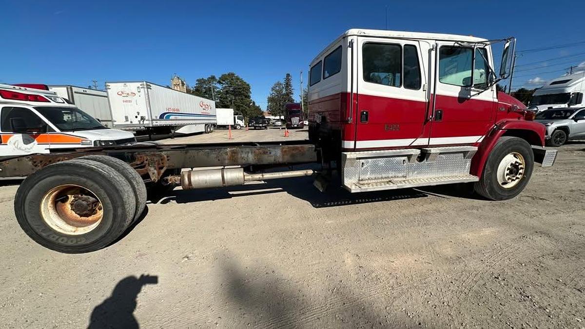 Used 2000 FREIGHTLINER Fl80 Crew Cab