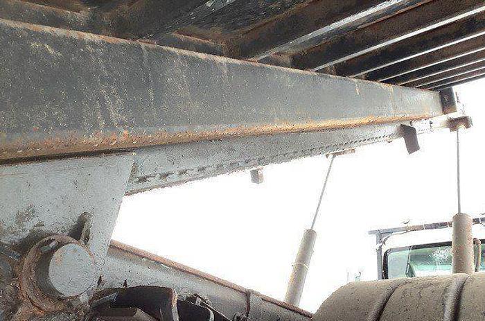 Used 2009 INTERNATIONAL 4300 SBA Durastar 4x2 Rolloff Truck