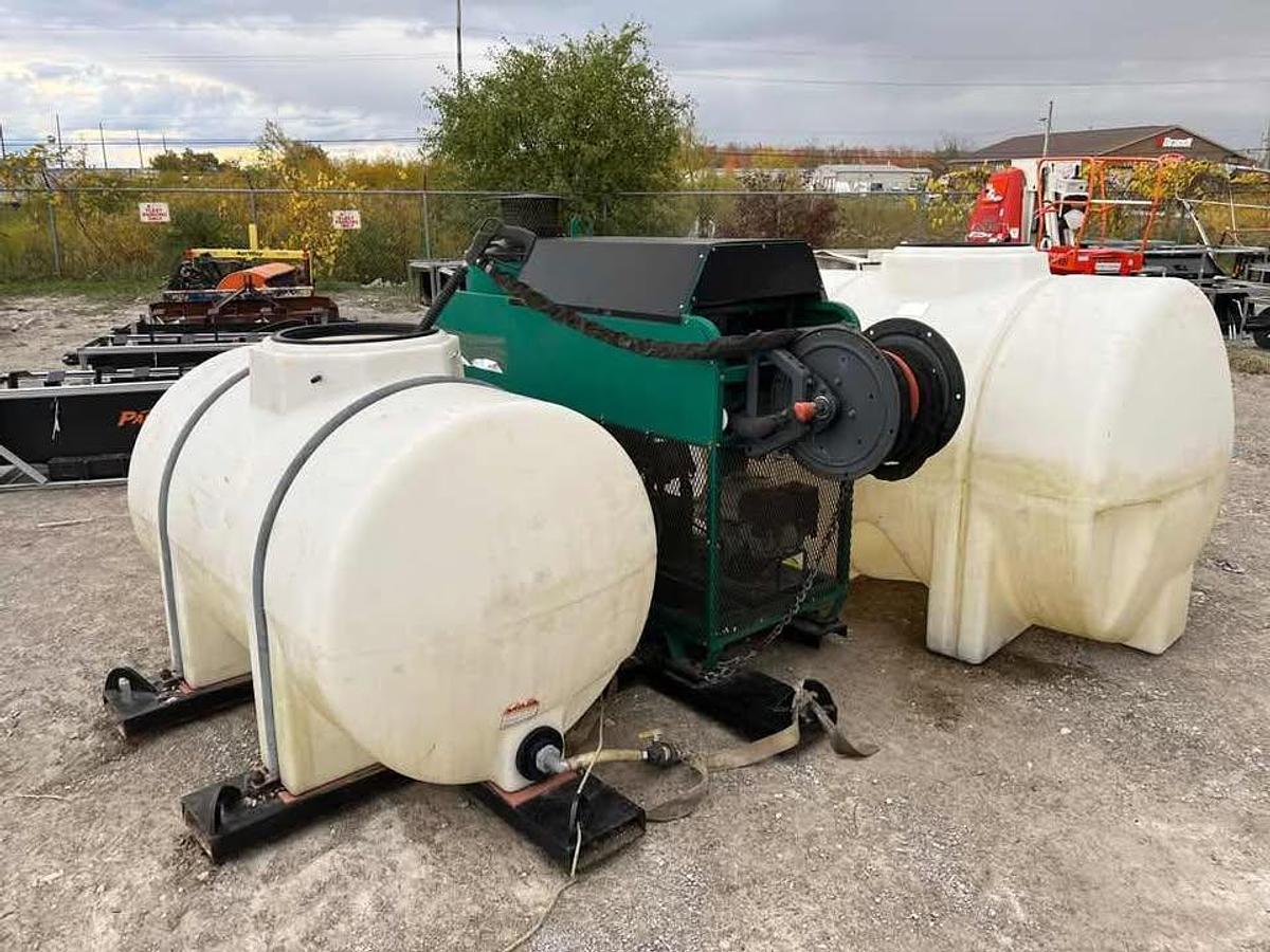 Used 2006 Aquaci T9463 ECO655 with 2 tanks aquacide sprayer