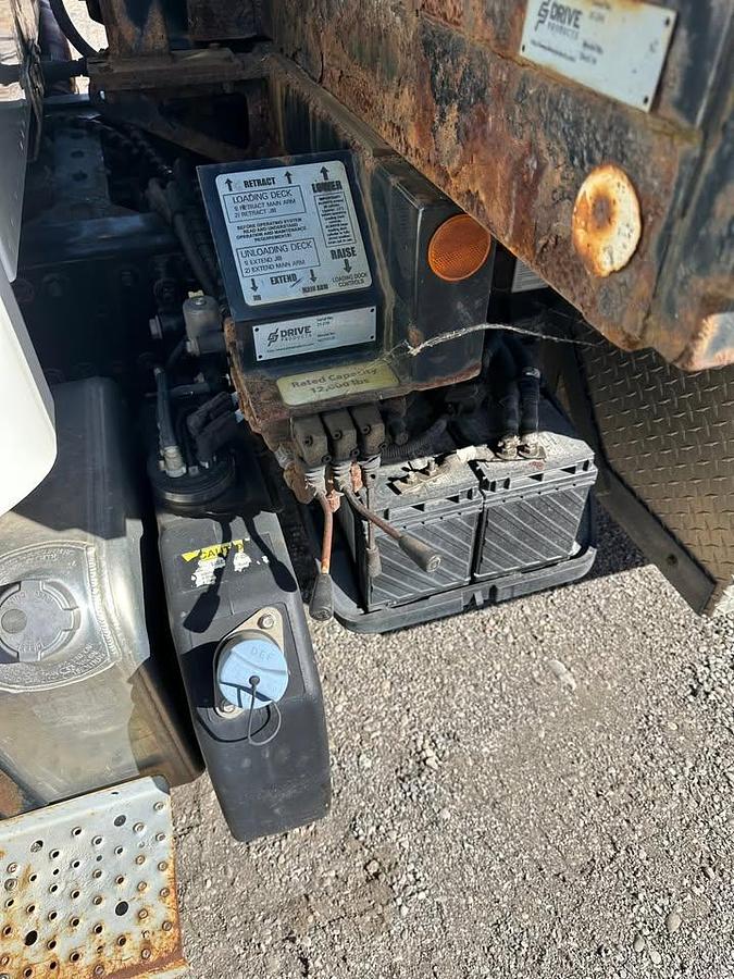 Used 2015 FREIGHTLINER M2 106 106 medium duty hook lift