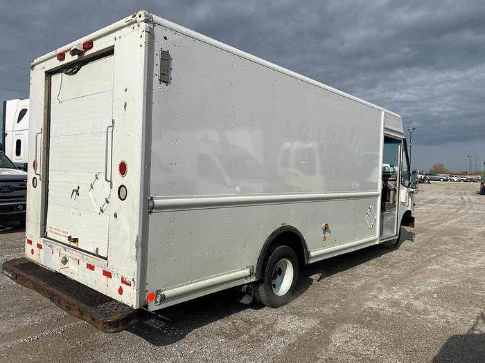 Used 2007 FORD ECONOLINE E450 STEPVAN ex purolator only $6995