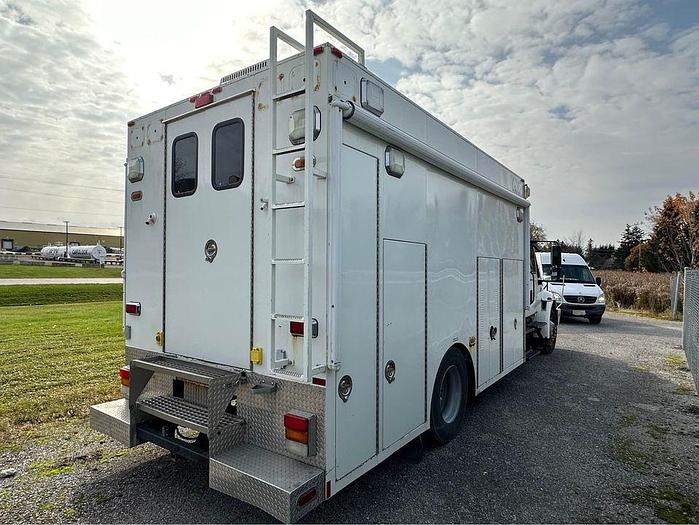 Used 2004 International 4400 Crew Cab "NEW ENGINE"