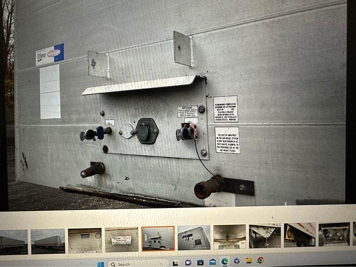 Used 2010 TITAN 53 ft Quad/Axle Closed Top aluminum live bottom