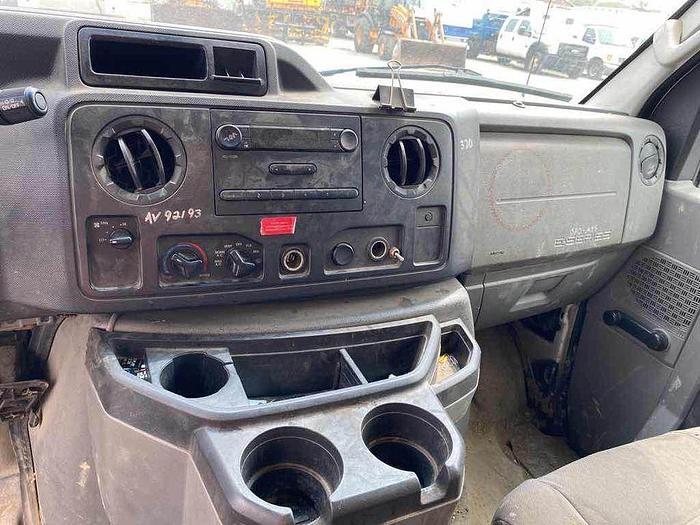 Used 2009 Ford Econoline E450 Super Duty 16' Cuber Service Truck