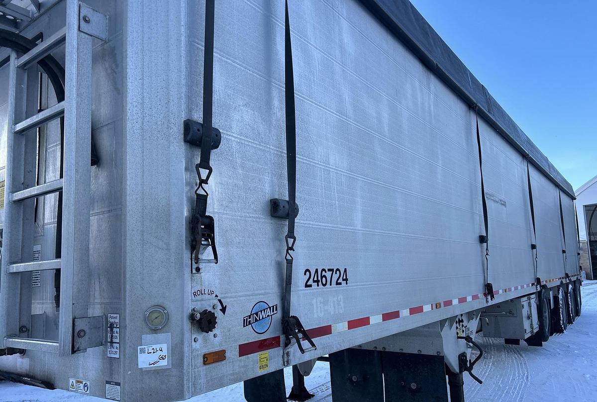 Used 2016 Titan 53 ft x 102 in Quad/A Moving Floor Open-Top Chip Trailer