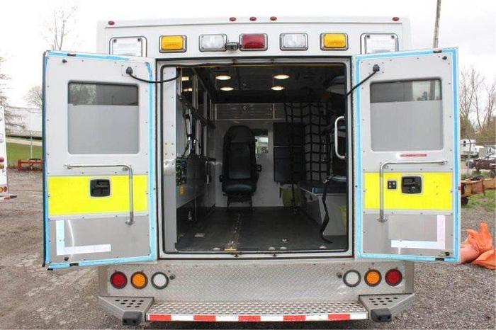 Used 2016 Chevrolet Express Commercial Cutaway 3500 Diesel Ambulance