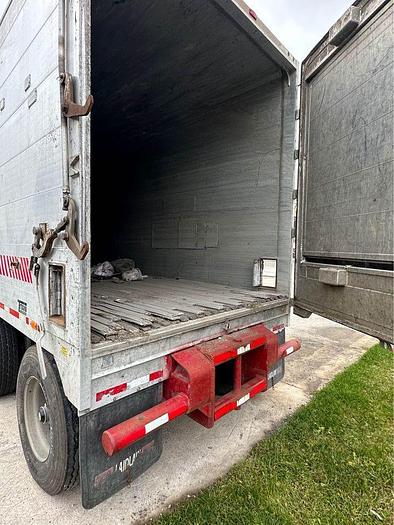 Used 2010 Titan 53 foot quad axle closed to Aluminum Live bottom