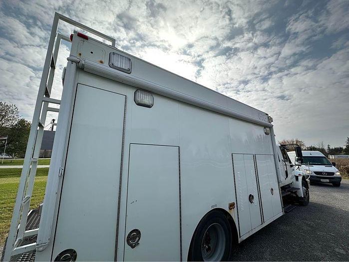 Used 2004 International 4400 Crew Cab "NEW ENGINE"