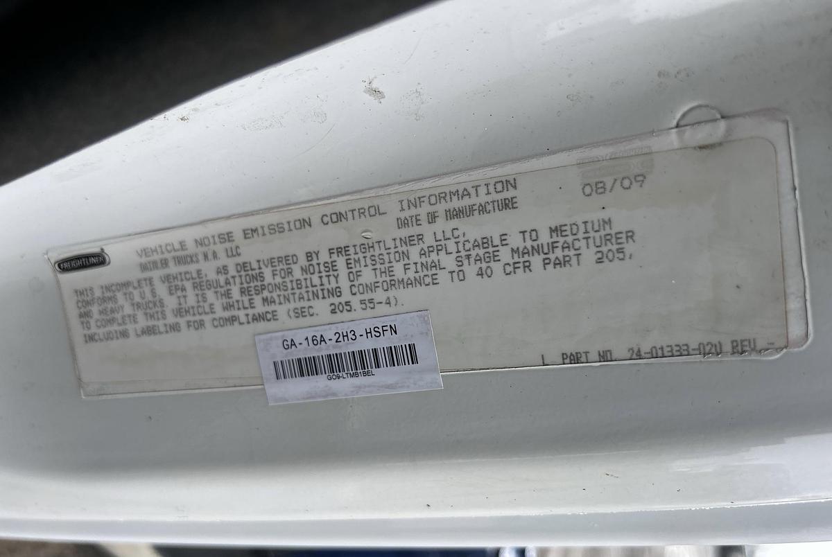 Used 2010 Freightliner M2 112 6x4 spreader truck