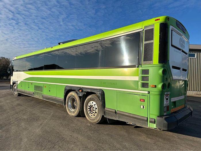 Used 2009 MCI Motor Coach Cummins Diesel