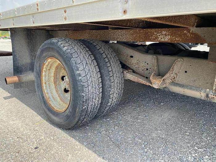 Used 2007 Ford Econoline E350 Super Duty v8 gas 16' box