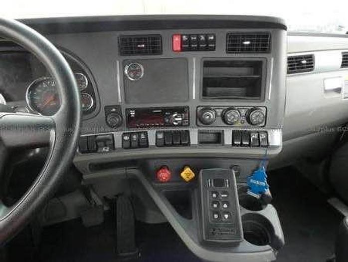 Used 2020 Kenworth T880  AS BRAND NEW CONDITION