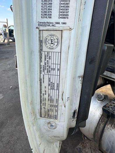 Used 2011 International 7400 GARBAGE TRUCK