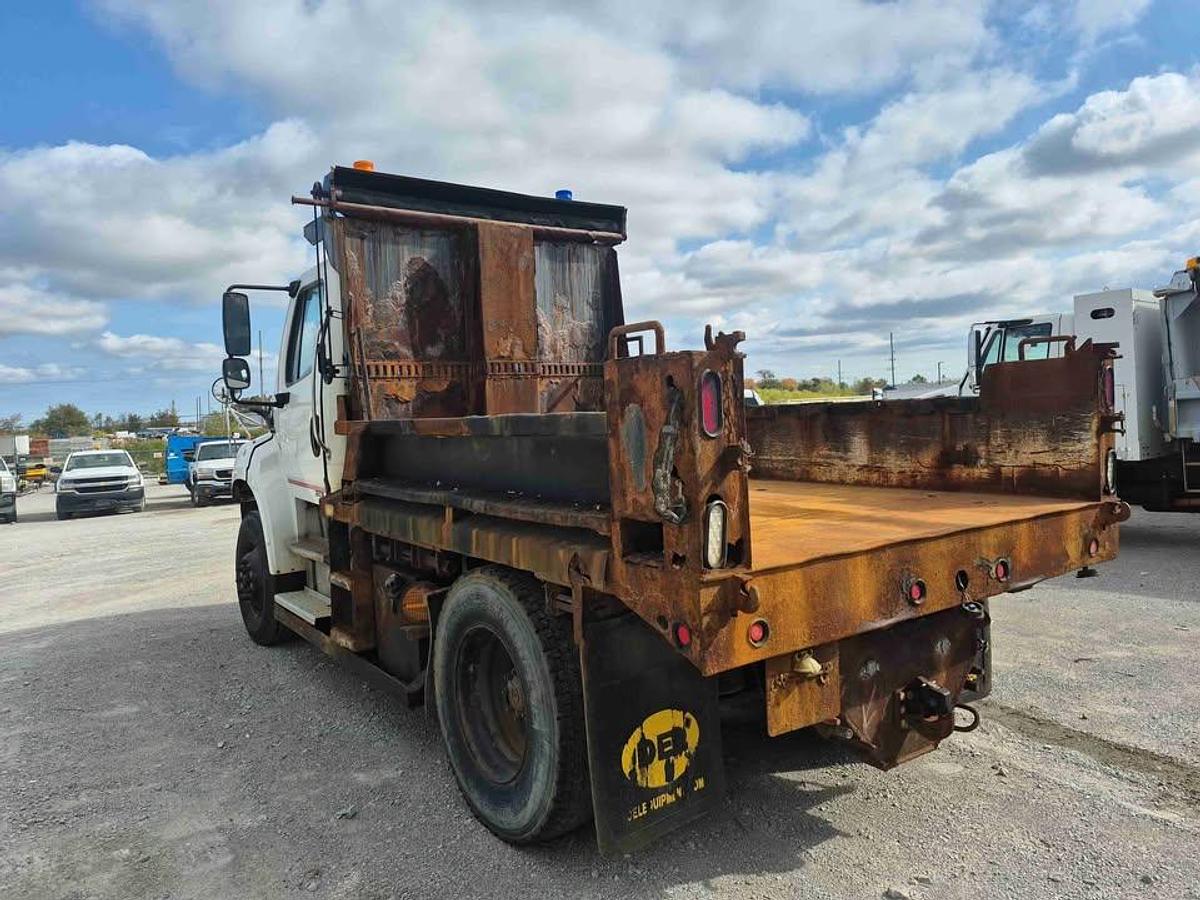 Used 2012 FREIGHTLINER M2 106 heavy duty