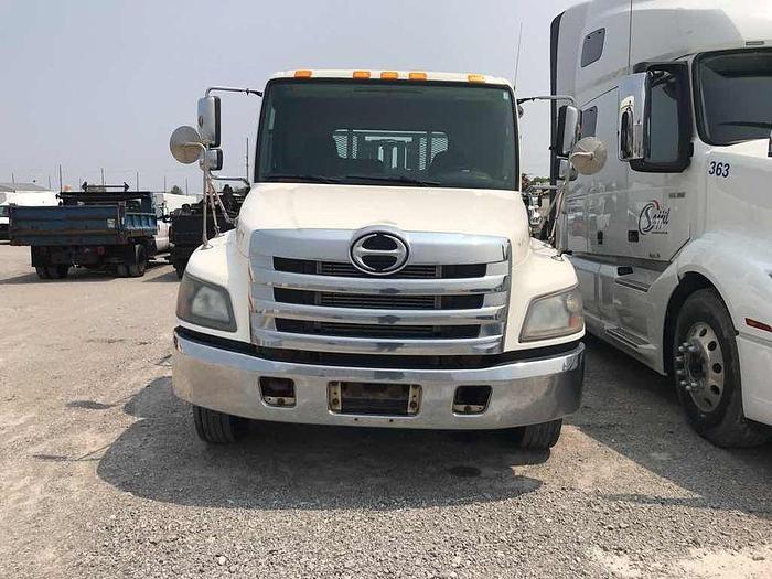 Used 2014 HINO 258 HOOKLIFT EQUIPMENT FLOAT TRUCK, BIN TRUCK,