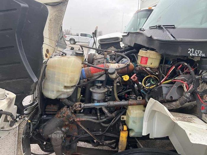 Used 2004 INTERNATIONAL 4400 CREW CAB service body, camper