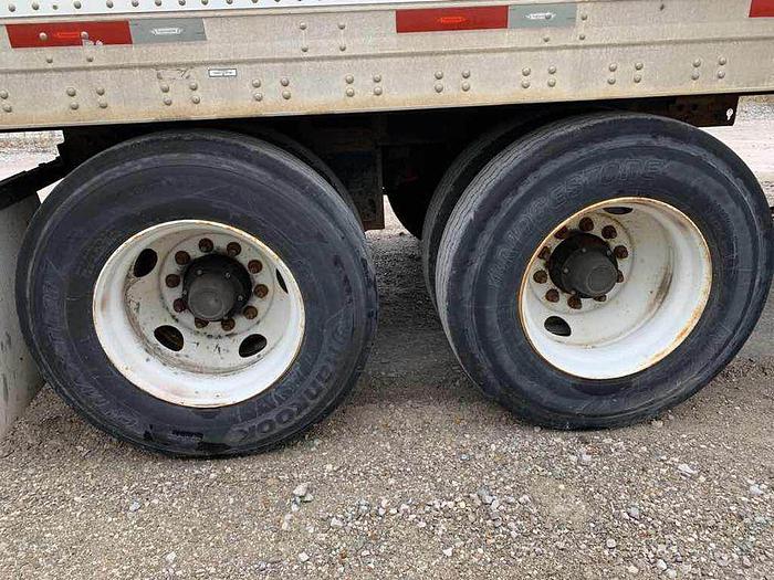 Used 2007 Trailmobile Utility 53 foot Dry van tandem rear roll up