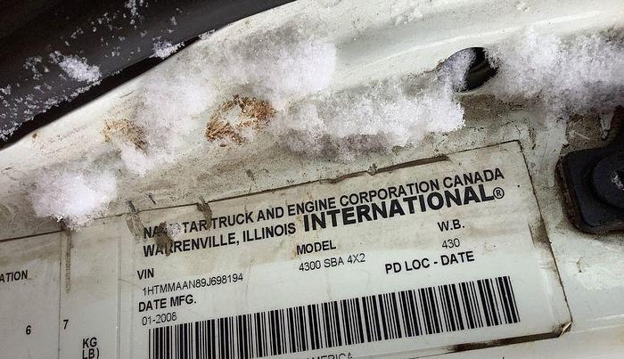 Used 2009 INTERNATIONAL 4300 SBA Durastar 4x2 Rolloff Truck