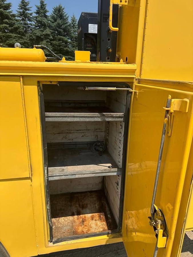 Used 2017 Ford F550 XL, 4 x 4 Service Truck crane generator, air compressor