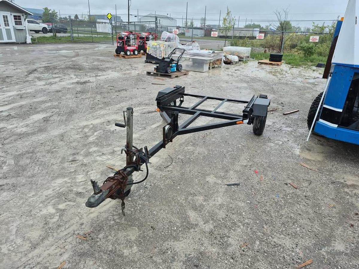 Used 2015 GUELPH single axle utility trailer