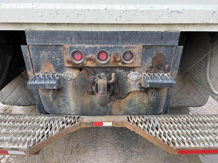 Used 2001 GMC TC7H042 C-SERIES SERVICE TRUCK AUTO, cat diesel